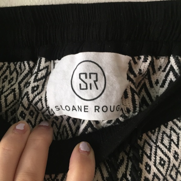 Anthropologie block print black woven short - Picture 4 of 4